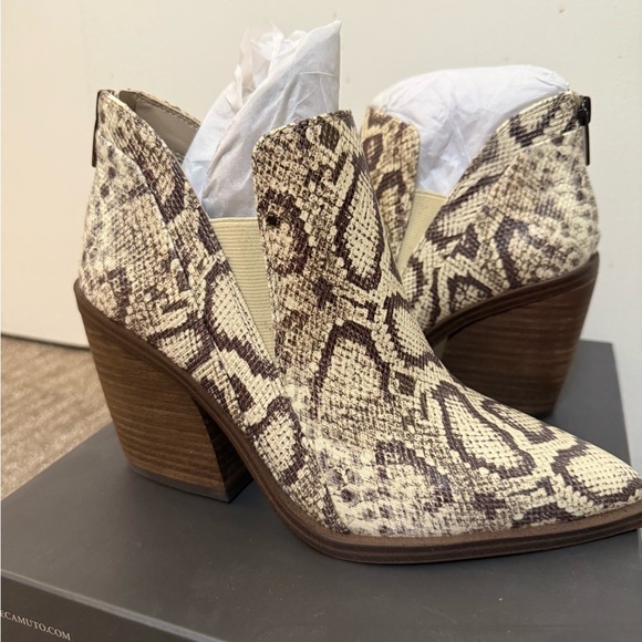Vince Camuto Shoes - Women’s Snake-Print Ankle Booties - Vince Camuto- NWT